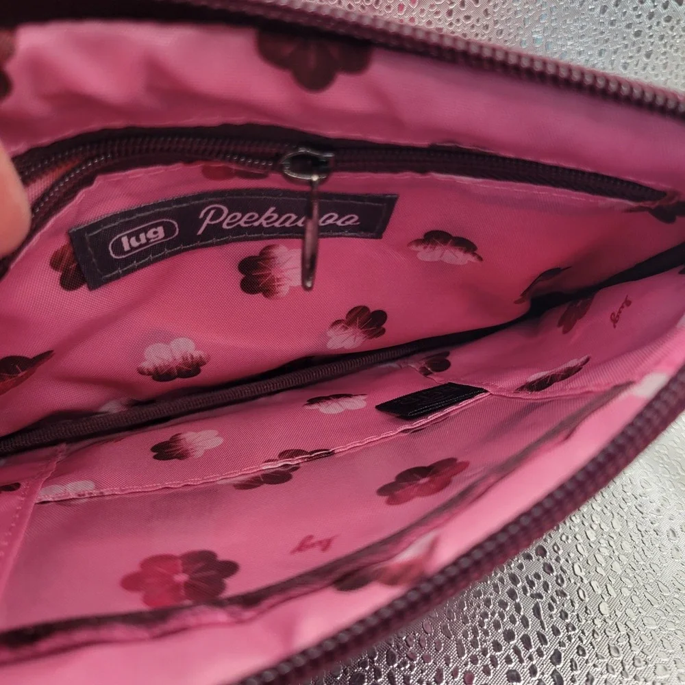 Lug Peekaboo Quilted Wristlet Clutch Pink Burgundy Tie Dye Clear Window NEW - Picture 2 of 6